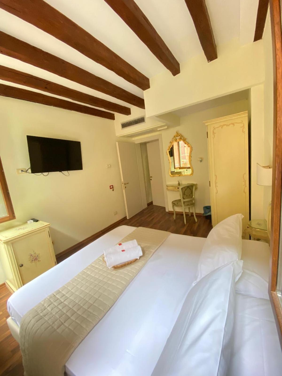 Casa Vacanze Angolo 'Sconto Benátky Exteriér fotografie